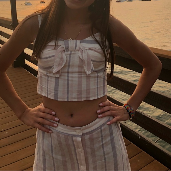 Express top - Picture 3 of 3